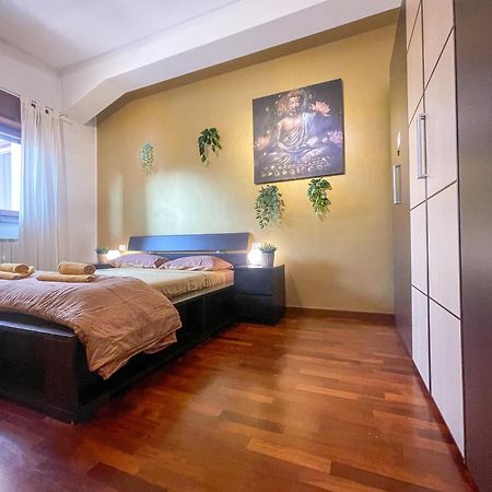 Home In Town - Niguarda - Metro M3 Sotto Casa - Duomo In 12Min Milan Exterior photo